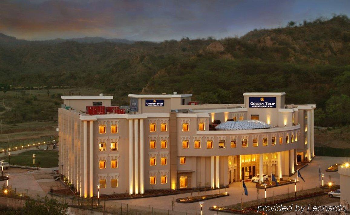 होटल Golden Tulip Chandigarh,