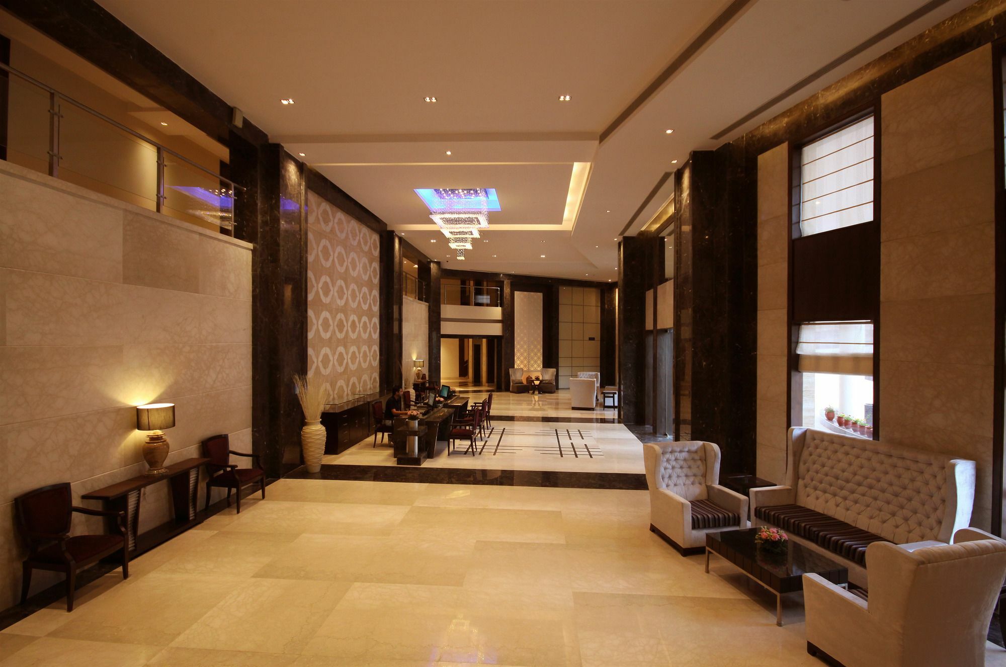 Golden Tulip Chandigarh, होटल