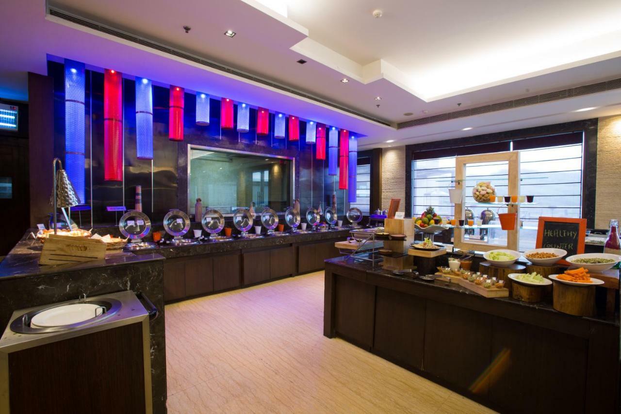 Golden Tulip Chandigarh, होटल 4*