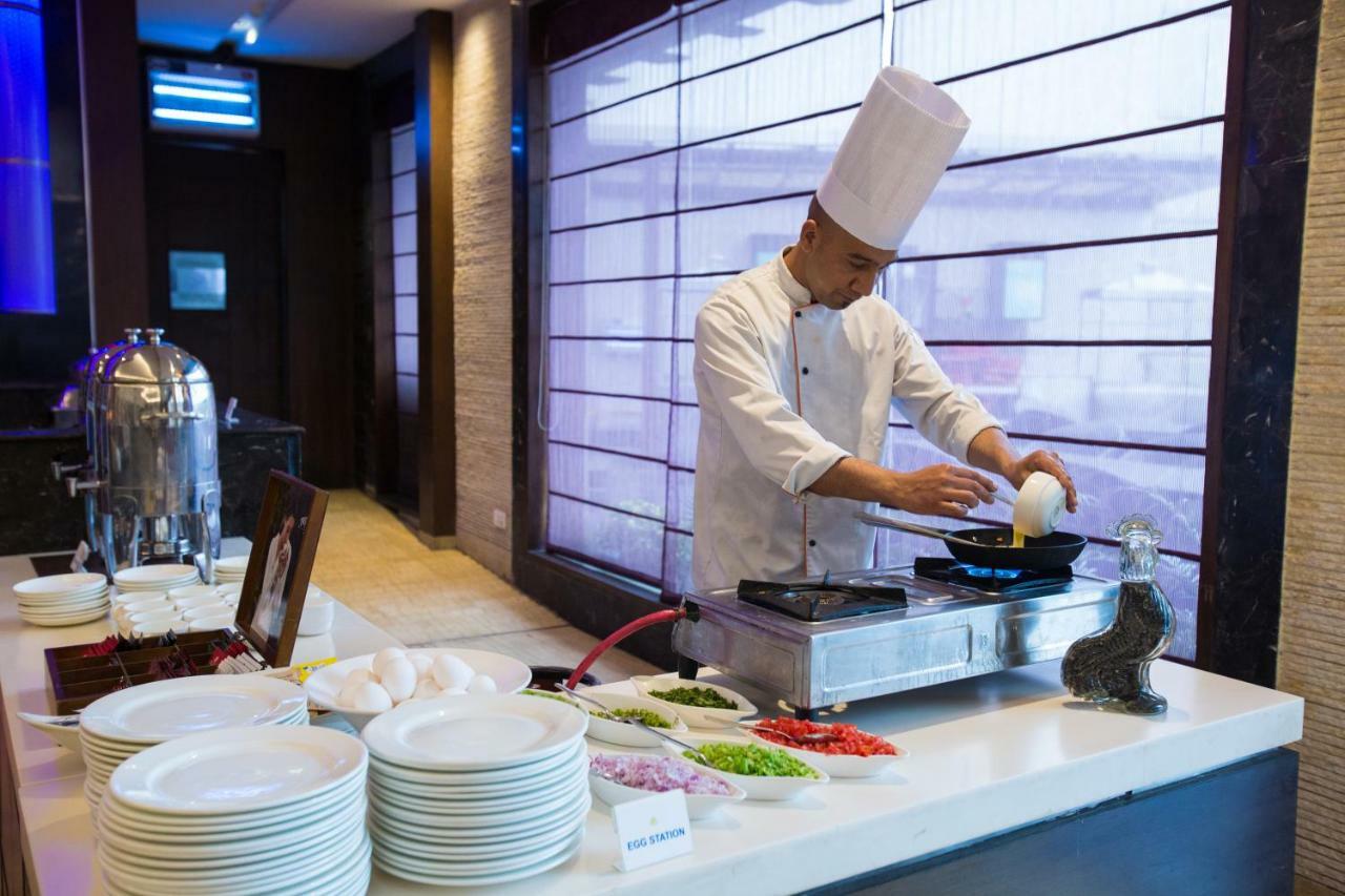 Golden Tulip Chandigarh, 4* Chandigarh